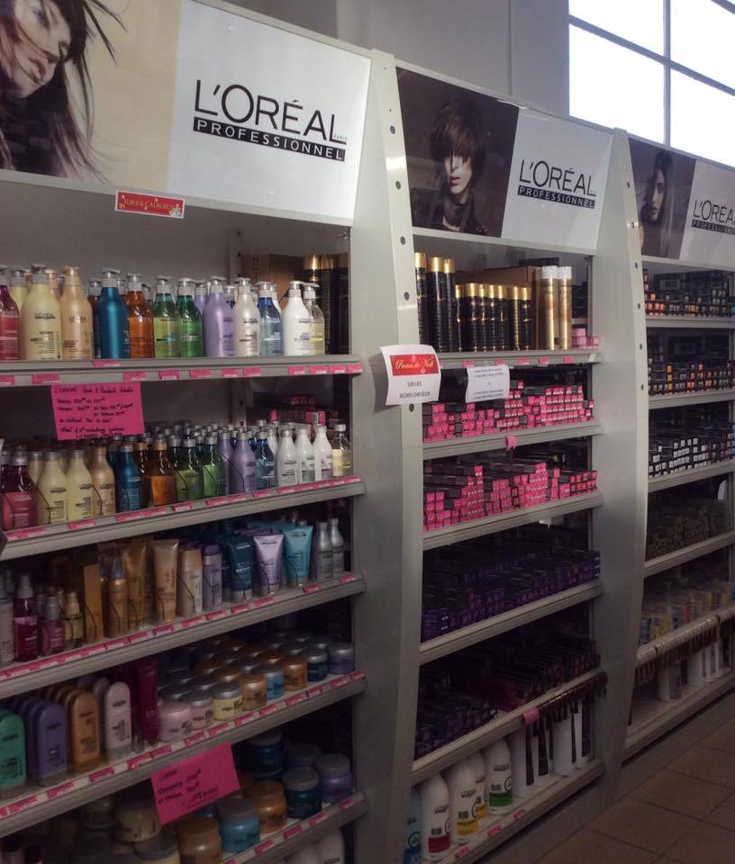 Produits et matériel de coiffure