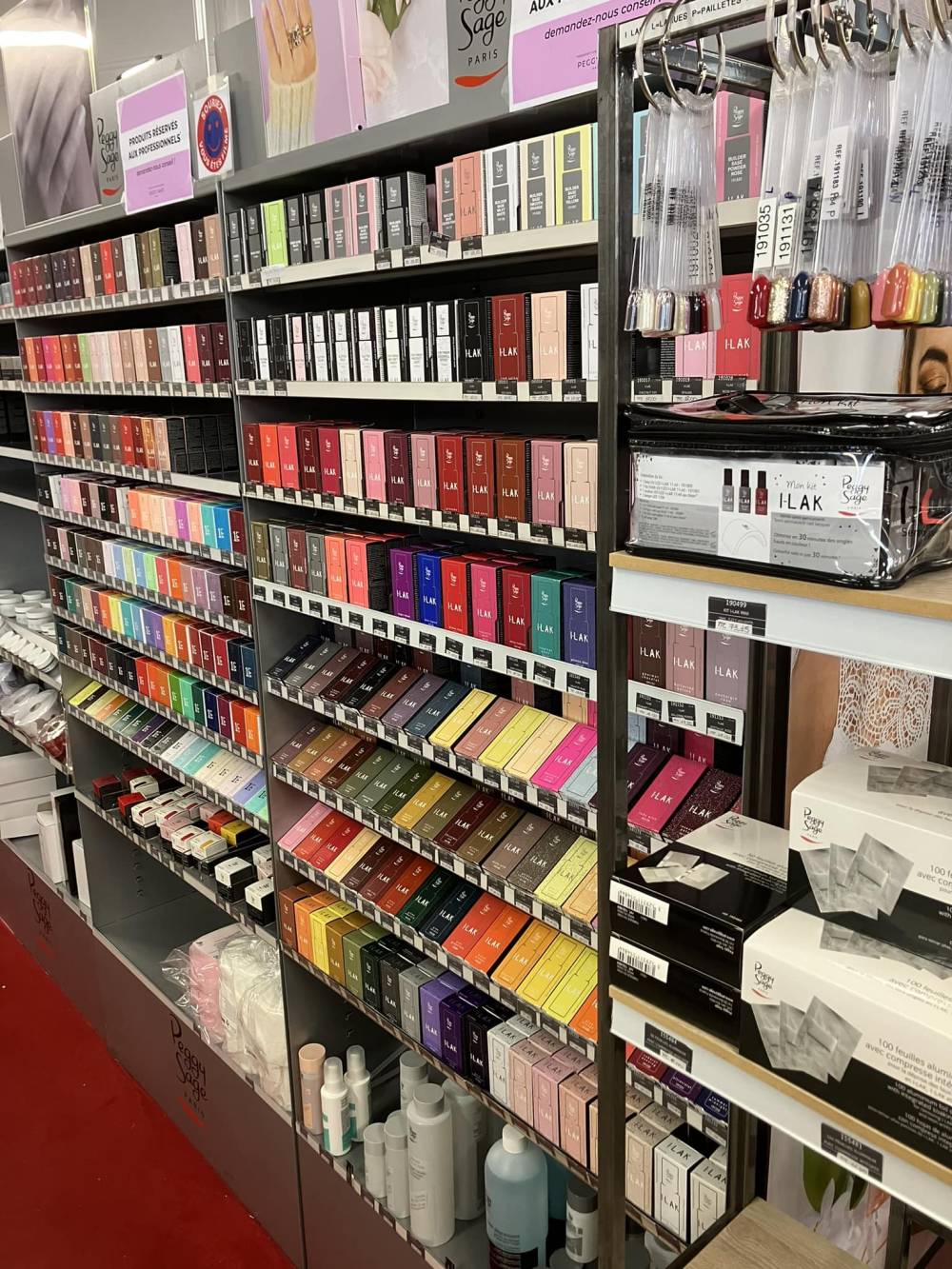 Produits et matériel d'esthétique