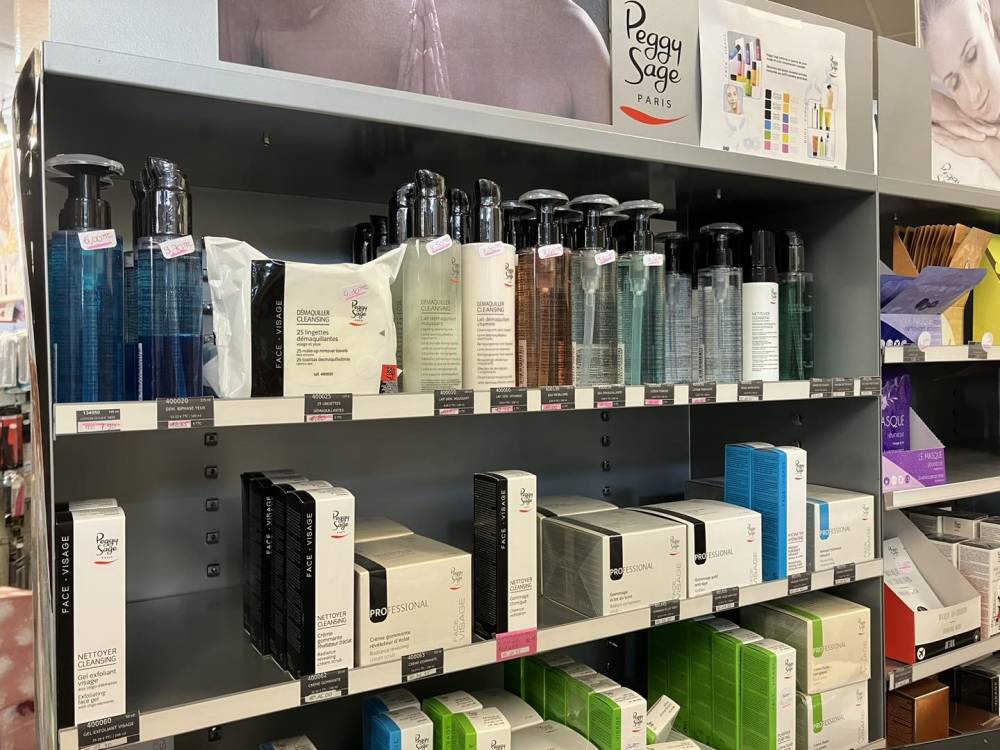 Produits et matériel d'esthétique